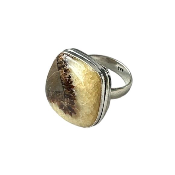 NEW Agate Square / Princess Ring 925 Silver Overlay Cream Brown Triangle Size 5 - Picture 1 of 13